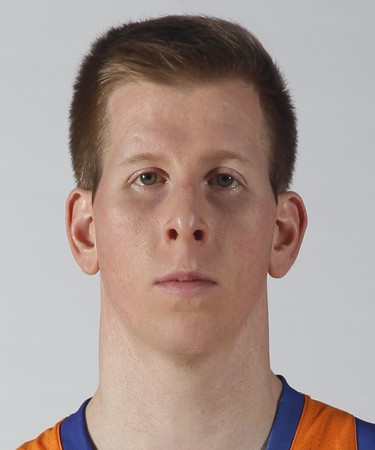 Brock Motum