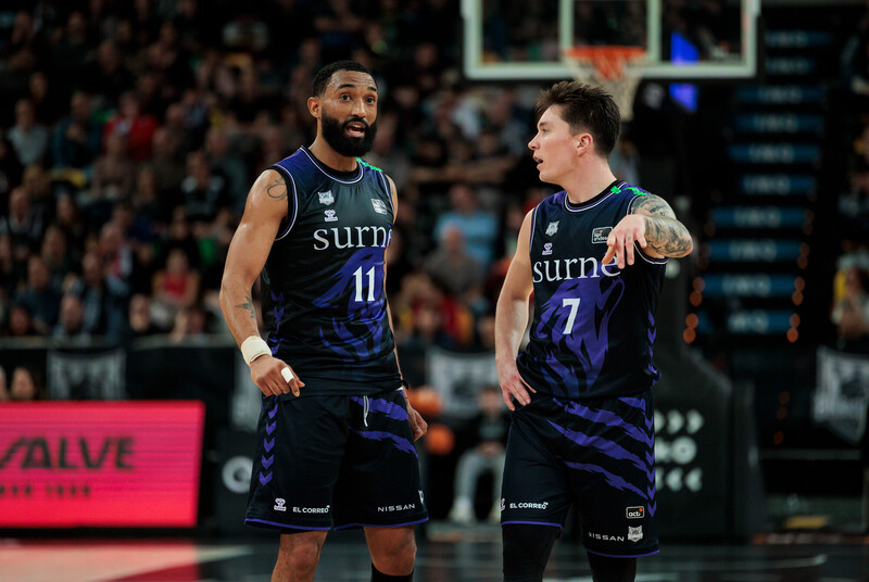 Hilliard y Jaworski firman un récord negativo histórico